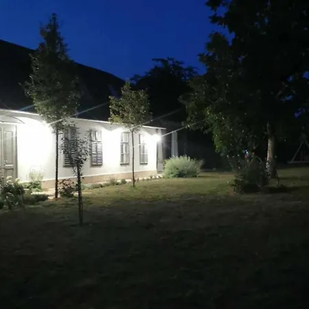 Lelle Ferienhaus Balatonlelle