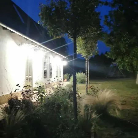 Lelle Ferienhaus